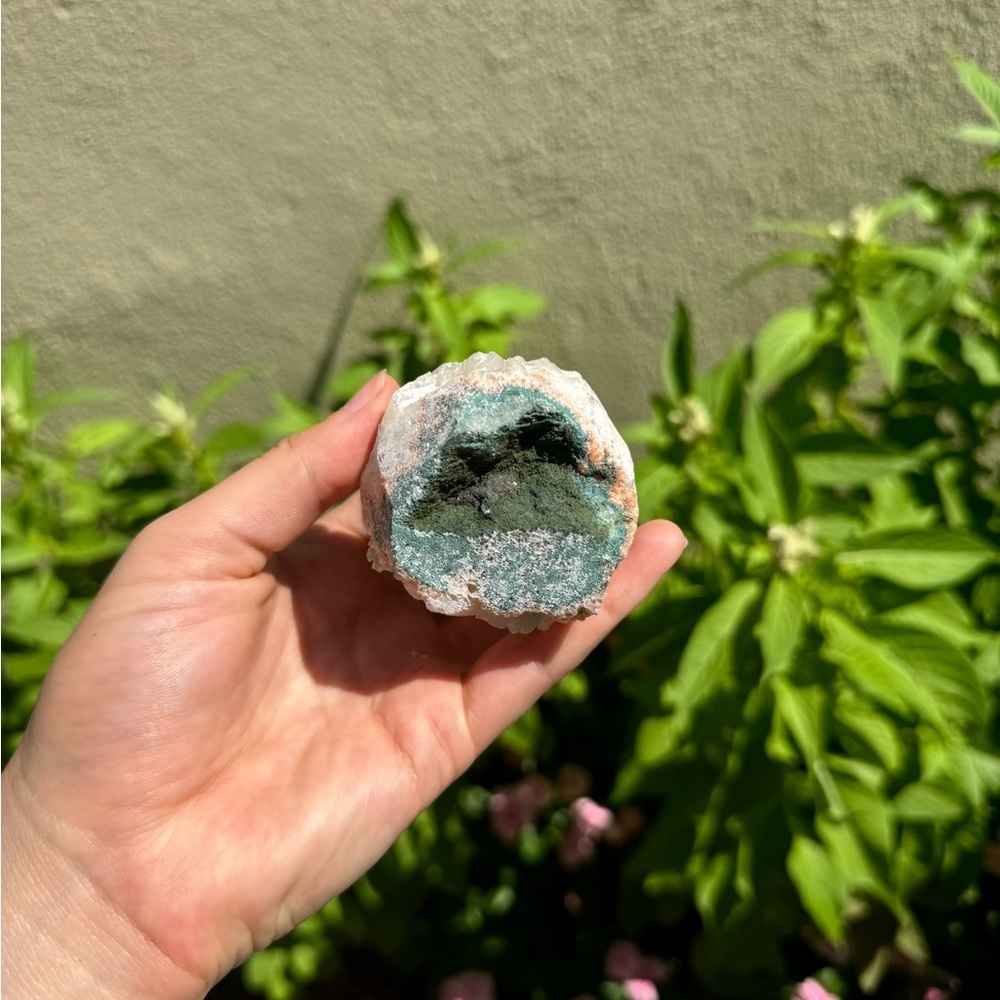 Small Stillbite Crystal Cluster - Picture 4 of 6